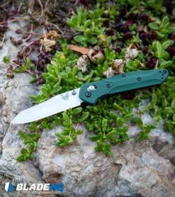 Benchmade 940 Osborne AXIS Lock Knife Green (3.4" Satin) 11 Benchmade 940 Osborne AXIS Lock Knife Green (3.4" Satin) -Benchmade Benchmade Osborne AXIS Lock Knife Green Satin 940 BHQ0160 kp rock green web